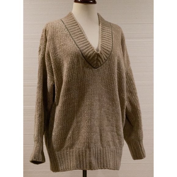 $4995 BRUNELLO CUCINELLI CASHMERE/SILK OVERSIZED V-NECK SWEATER W/ MONILI - Picture 6 of 7